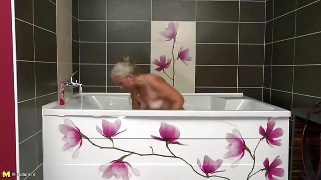 Porno không đăng ký  Màu xanh phin xec nhat ban dặm