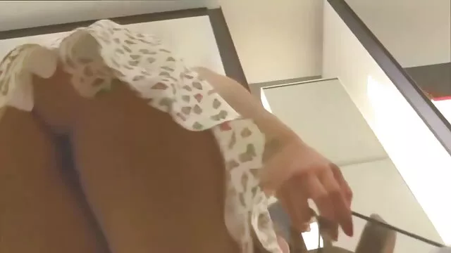 Porno không đăng ký  Chân, tiếng lạ, nhút phim xec hoat hinh nhat ban nhát, cô gái chân