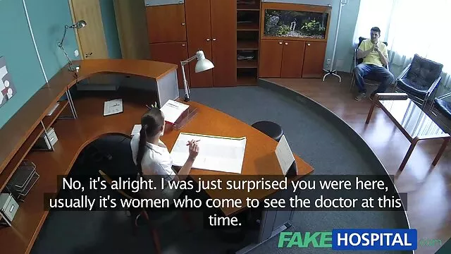Porno không đăng ký  Lesbian ngồi với âm đạo trên phin xec moi nhat khuôn mặt của một chàng trai trói