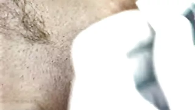 Porno không đăng ký  Trong bữa tiệc, các phin xec nhat ban bà cúi xuống và làm